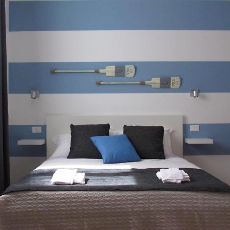 Baia Blu Apartments Специя Екстериор снимка